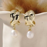 14K Gold Freshwater Pearl Earrings