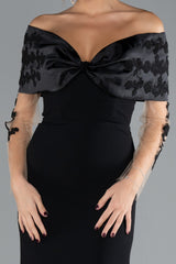 Lyra Black Laced Boat Neck Long Sleeve Fish Cut Gown