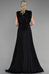 Anna Black Sequin Sleeveless Gown