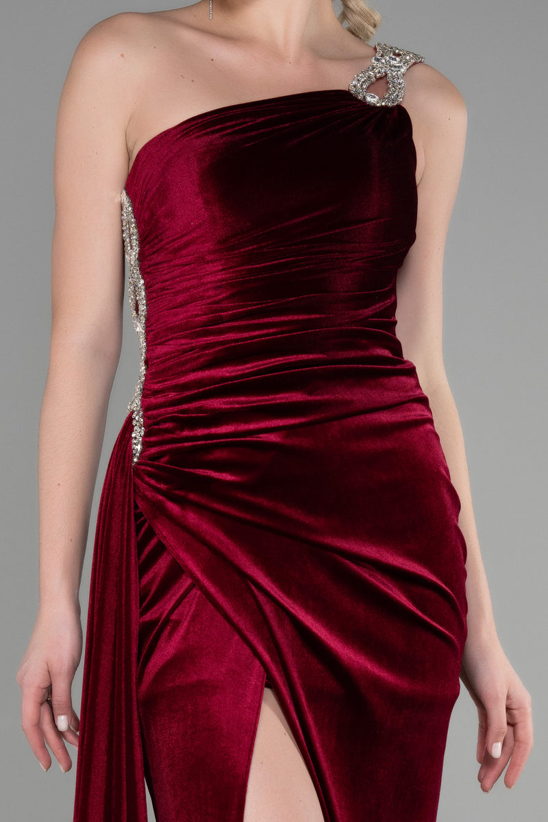 Evora Burgundy Velvet Gown