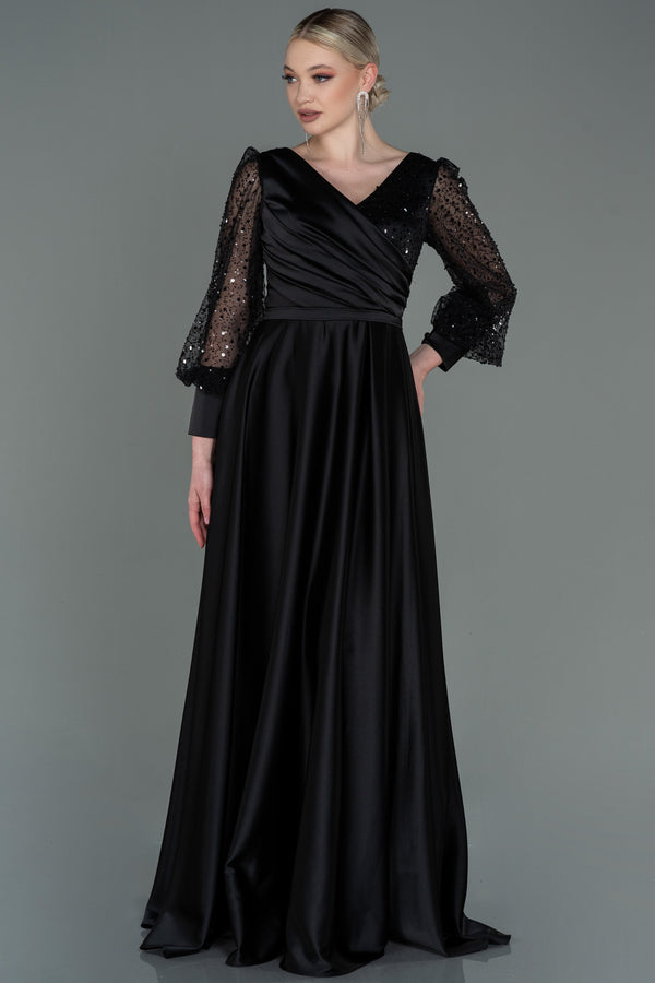 Janice Black Long Sleeves Gown