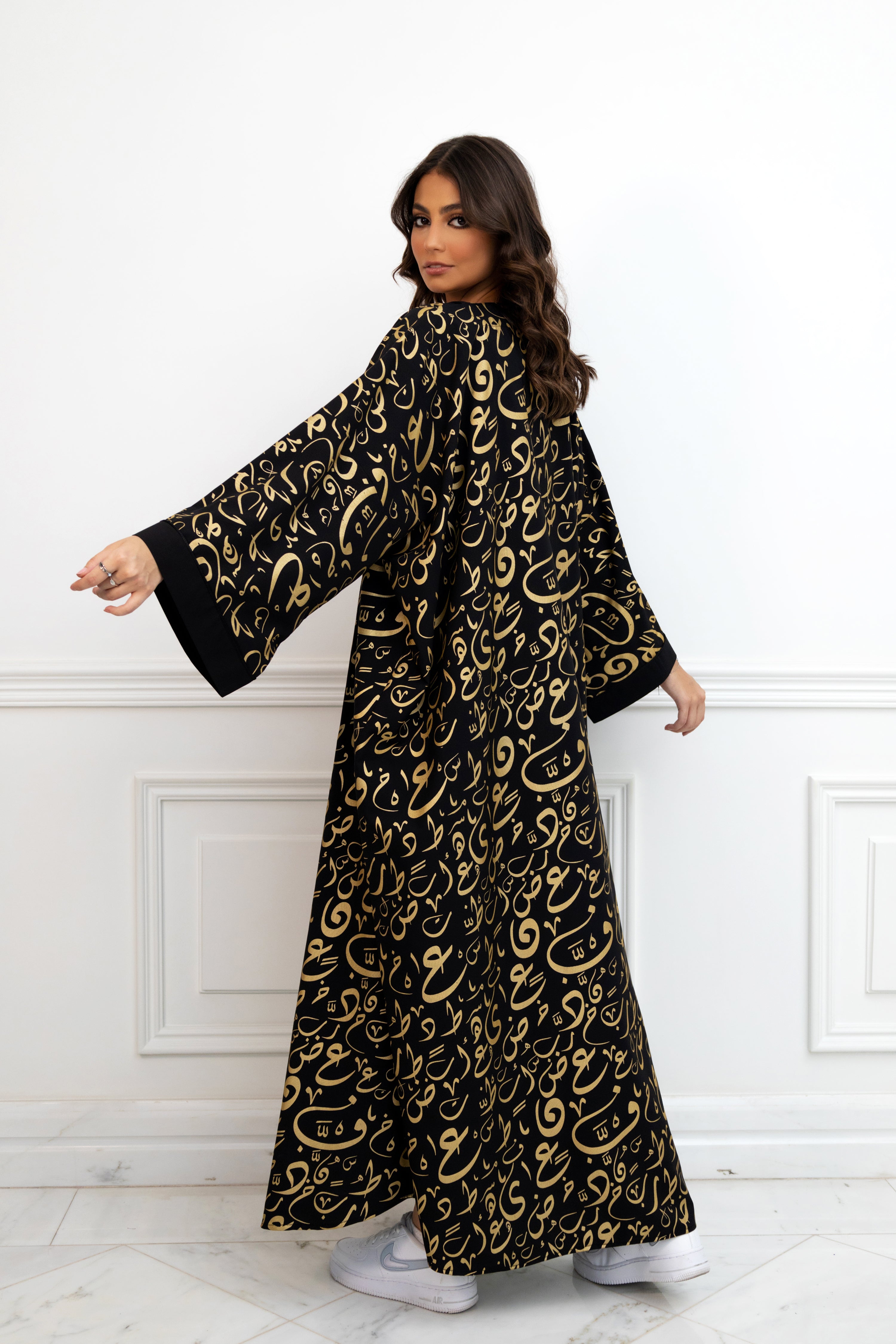 Luxury Arabic Calligraphy Abaya Kimono – unmatchedbyu