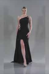 Evora Black Gown