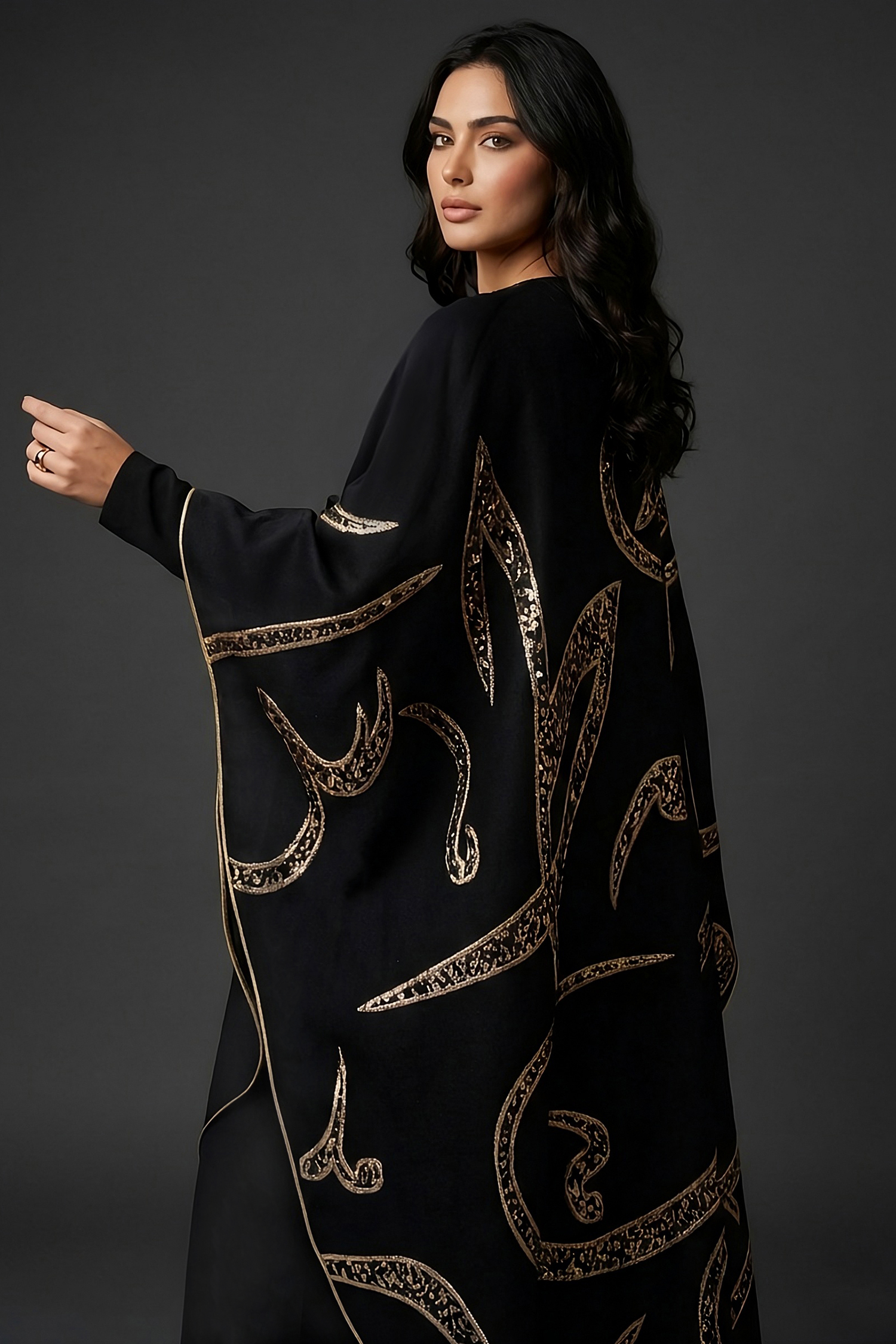 Zahab Arabic Calligraphy Abaya Kimono – unmatchedbyu